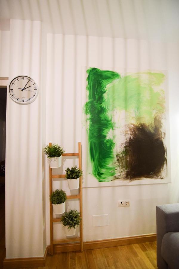 Letmalaga Carreteria Apartment ภายนอก รูปภาพ