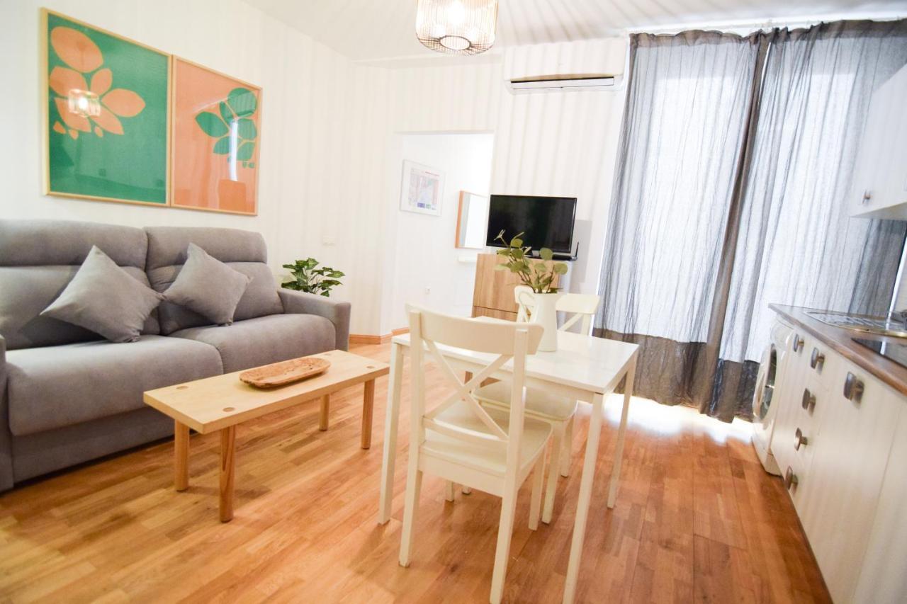 Letmalaga Carreteria Apartment ภายนอก รูปภาพ