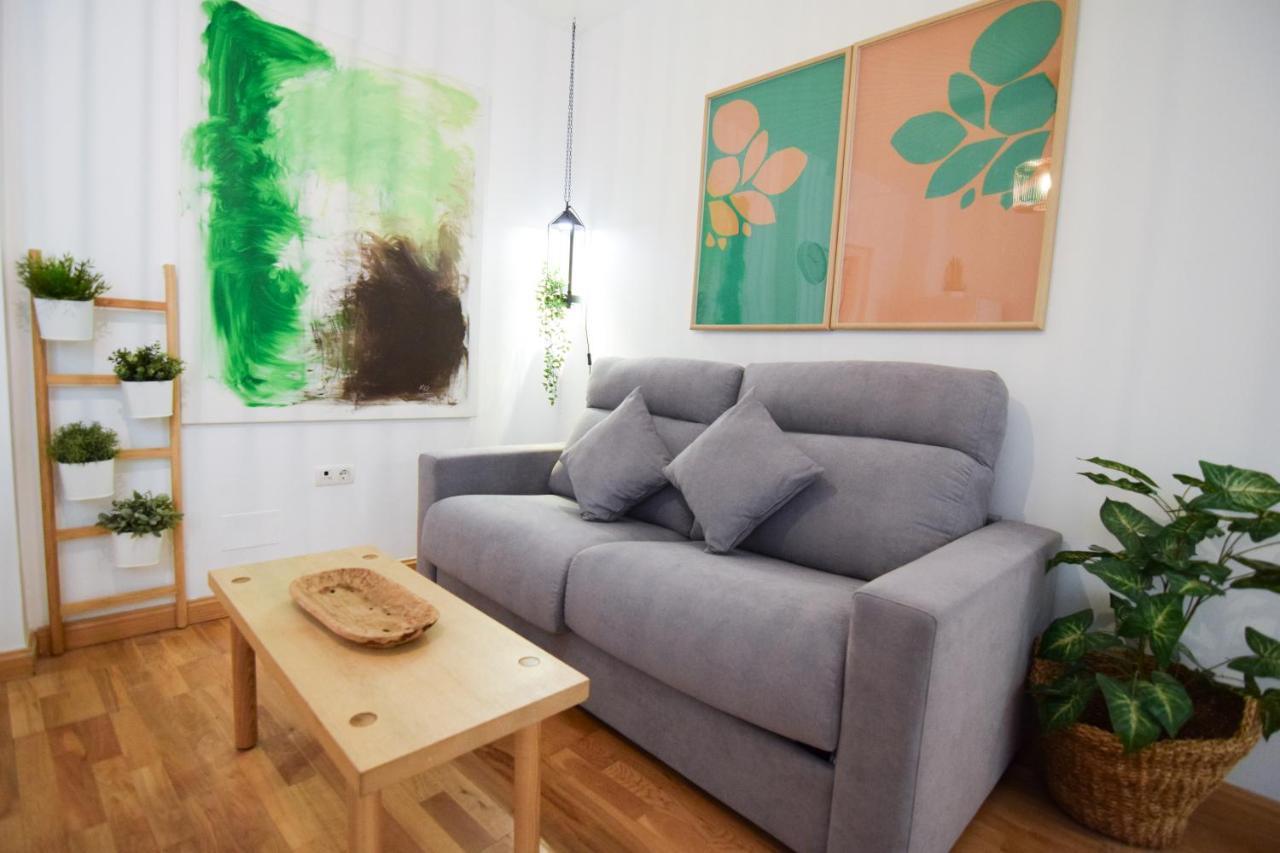 Letmalaga Carreteria Apartment ภายนอก รูปภาพ