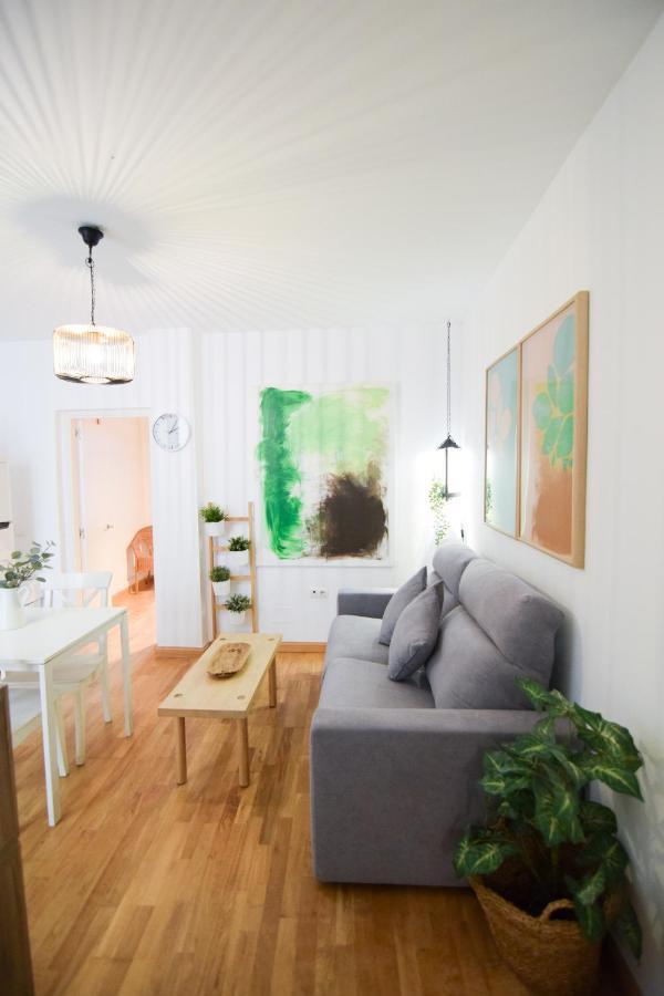 Letmalaga Carreteria Apartment ภายนอก รูปภาพ