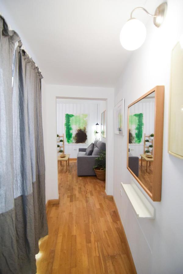 Letmalaga Carreteria Apartment ภายนอก รูปภาพ