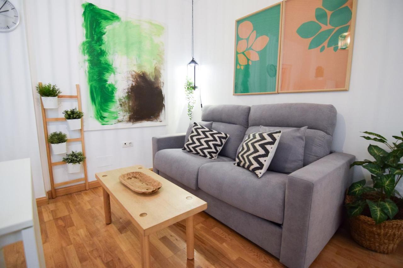 Letmalaga Carreteria Apartment ภายนอก รูปภาพ
